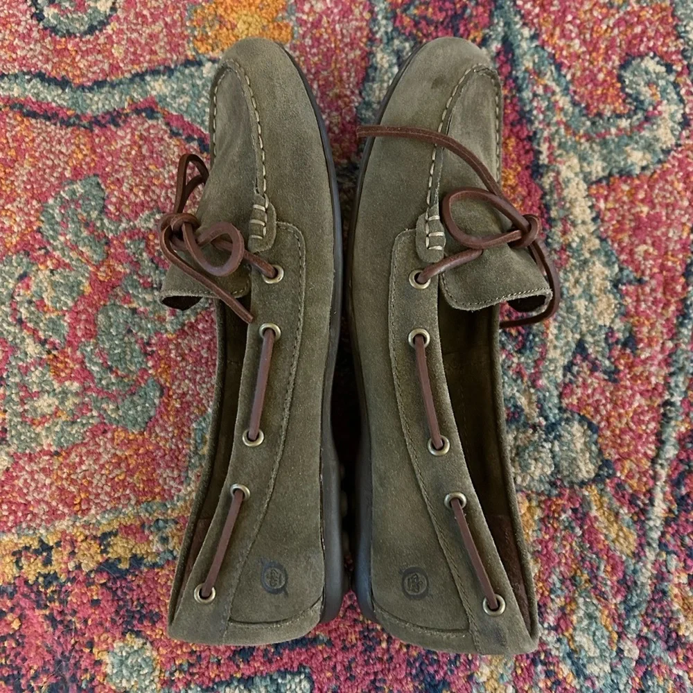 Born | Women’s Olive Green Suede Leather Slip On Driving Loafers Moccasins 8.5 - Picture 4 of 16